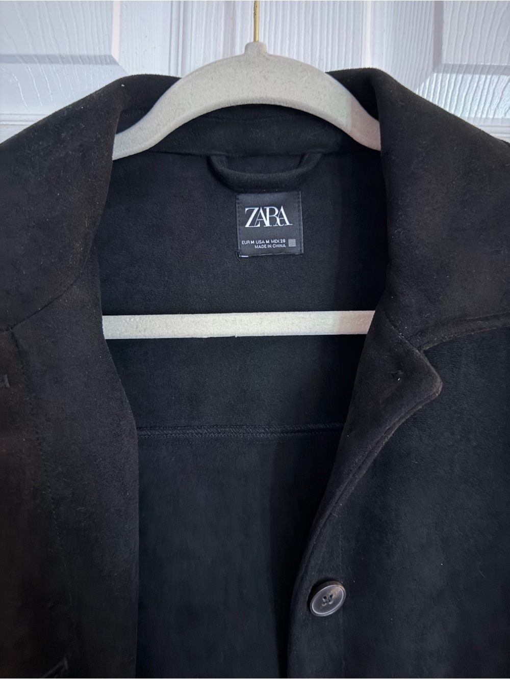 ZARA Black Button-Up Jean Jacket with Flap Pockets - Picture 2 of 5